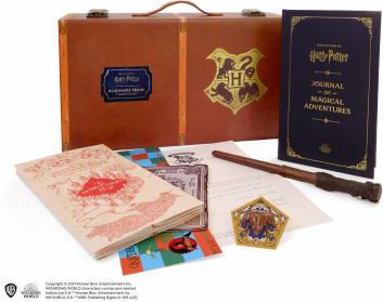 Harry Potter: Hogwarts Trunk Collectible Set